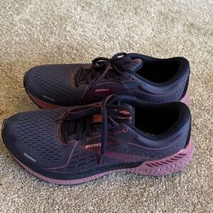 Brooks Women's Athletic Shoes - Black and Purple